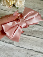 Bow hair claw clip