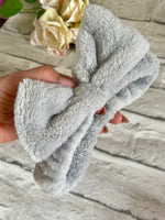 Surprise Face wash and make up bow headbands pick at random