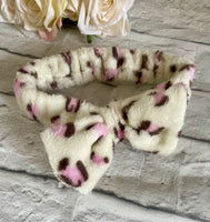 Surprise Face wash and make up bow headbands pick at random