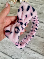 Surprise Face wash and make up bow headbands pick at random